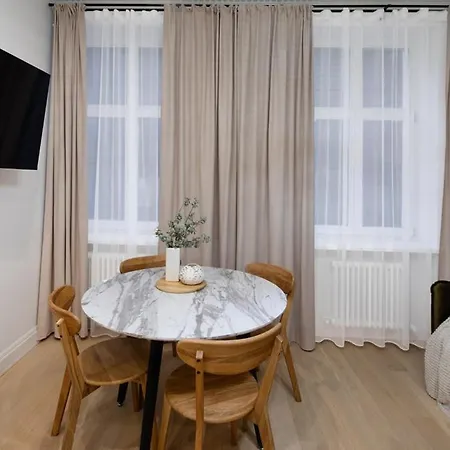 Raina Boulevard Exclusive Design By The Park Riga