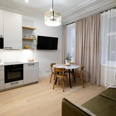 Apartment Raina Boulevard Exclusive Design By The Park *