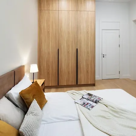 Apartment Raina Boulevard Exclusive Design By The Park Riga