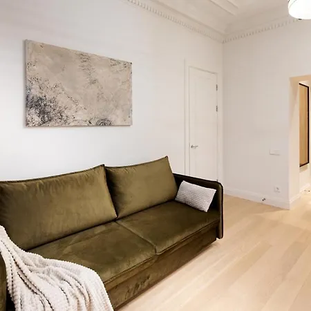 Raina Boulevard Exclusive Design By The Park *