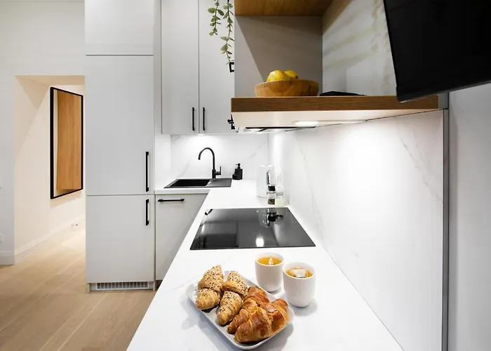 Raina Boulevard Exclusive Design By The Park Riga