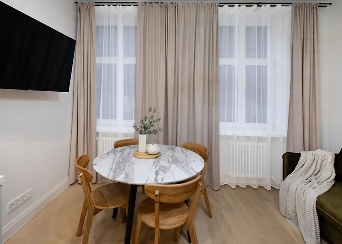 Raina Boulevard Exclusive Design By The Park Riga