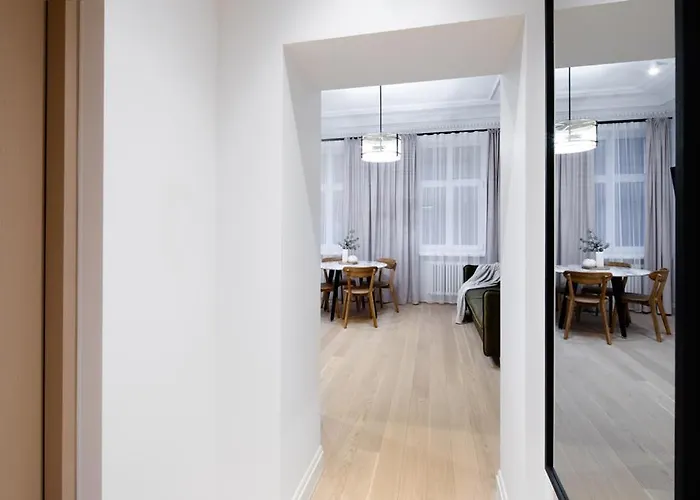 Raina Boulevard Exclusive Design By The Park * Riga