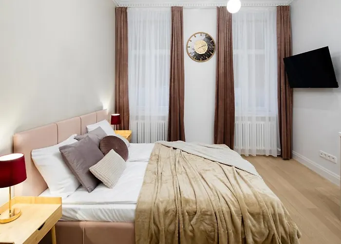 Raina Boulevard Exclusive Design By The Park