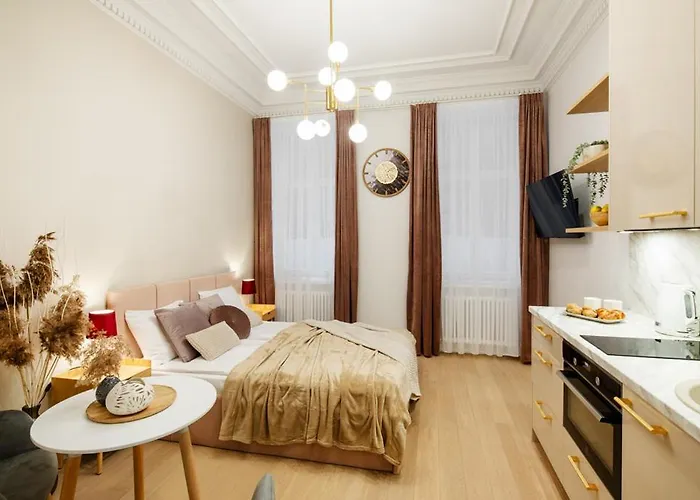 Raina Boulevard Exclusive Design By The Park Dzīvoklis Riga