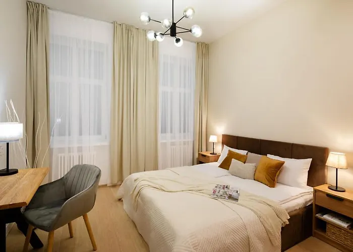 Raina Boulevard Exclusive Design By The Park *