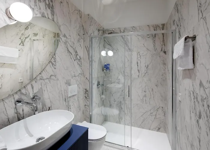 Raina Boulevard Exclusive Design By The Park Riga