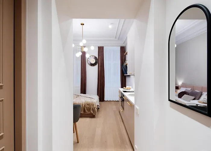 Raina Boulevard Exclusive Design By The Park Appartement Riga