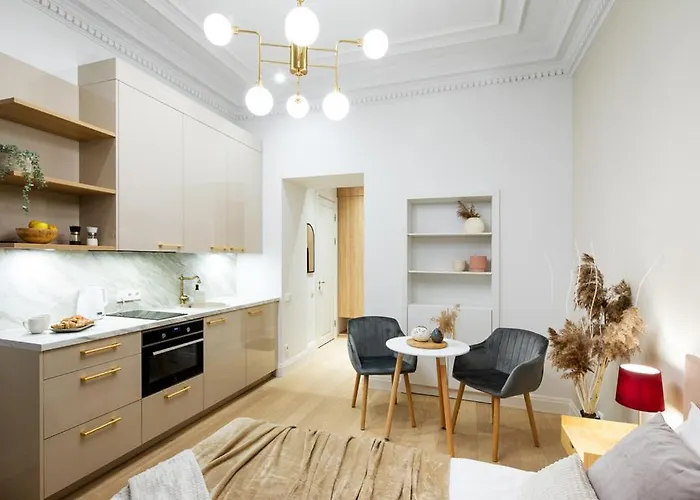 Raina Boulevard Exclusive Design By The Park *