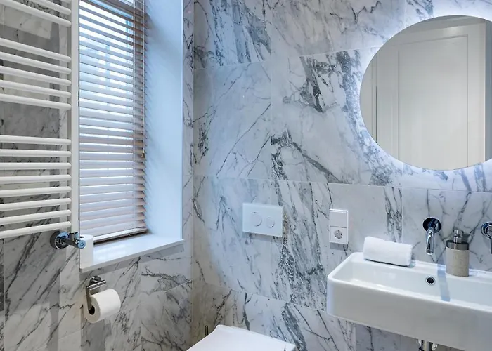 Raina Boulevard Exclusive Design By The Park Riga