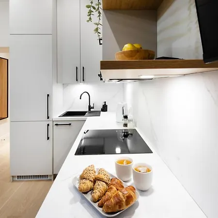 Raina Boulevard Exclusive Design By The Park Riga