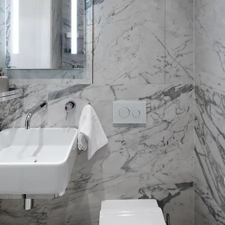 Raina Boulevard Exclusive Design By The Park