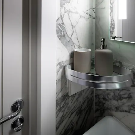 Raina Boulevard Exclusive Design By The Park Apartamento